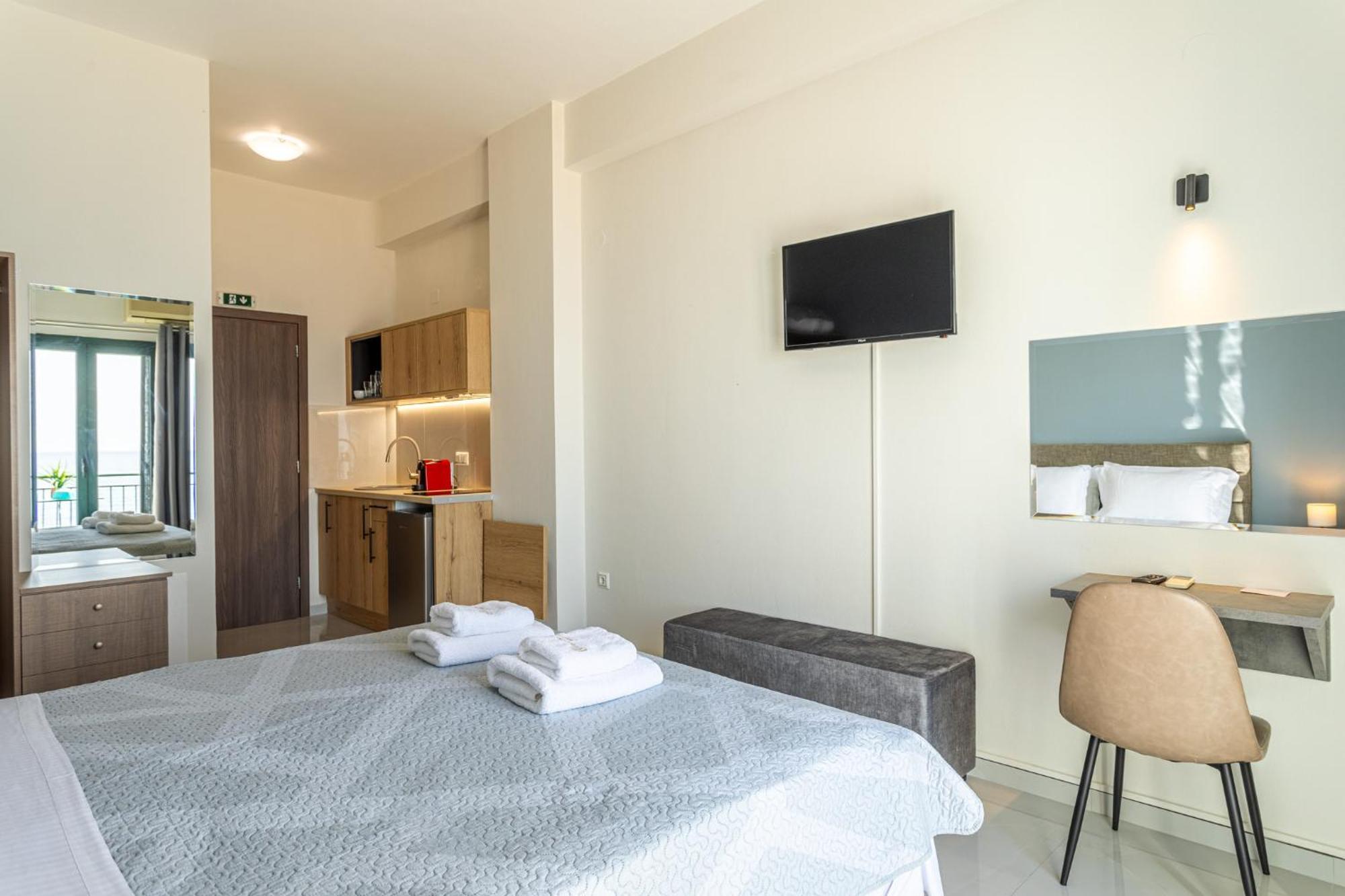 Marina Aparthotel Kardhamili Luaran gambar